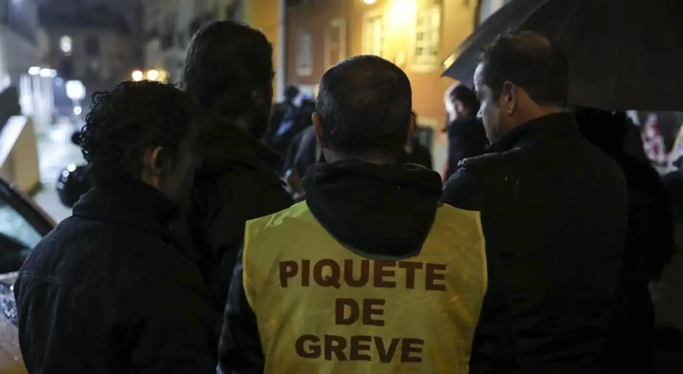 Greve da Administração Local pode afetar escolas e recolha de lixo