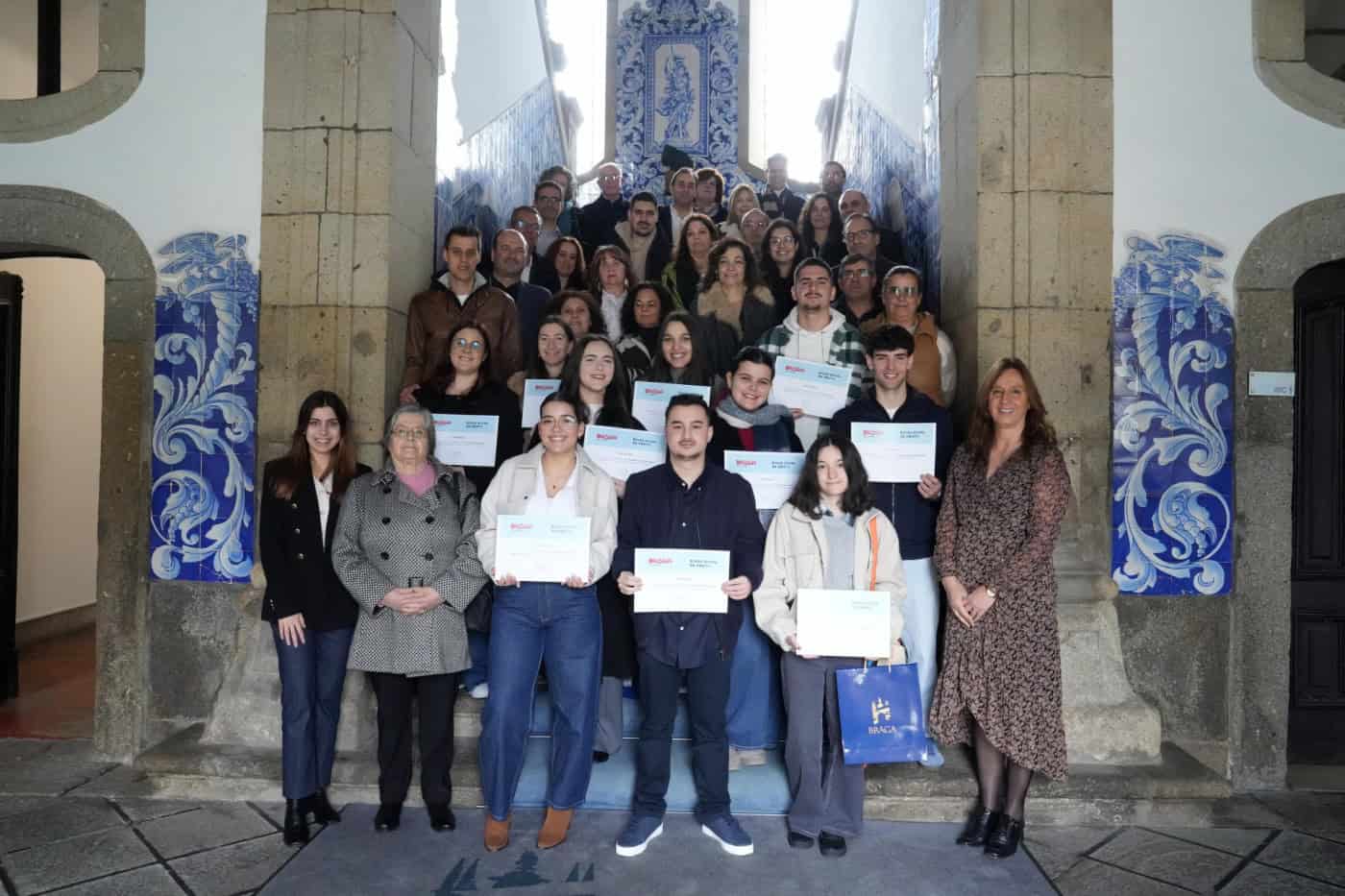 Câmara de Braga atribui Bolsa Social de Mérito a 15 estudantes bracarenses do Ensino Superior