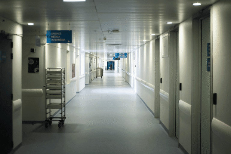 Agressão fatal a utente internada: hospital não encontrou falhas, PGR abriu inquérito