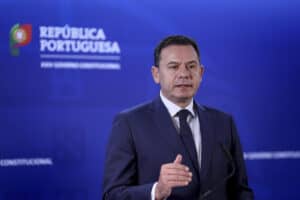 PGR está a analisar denúncia anónima contra Luís Montenegro e empresa da família&nbsp;
