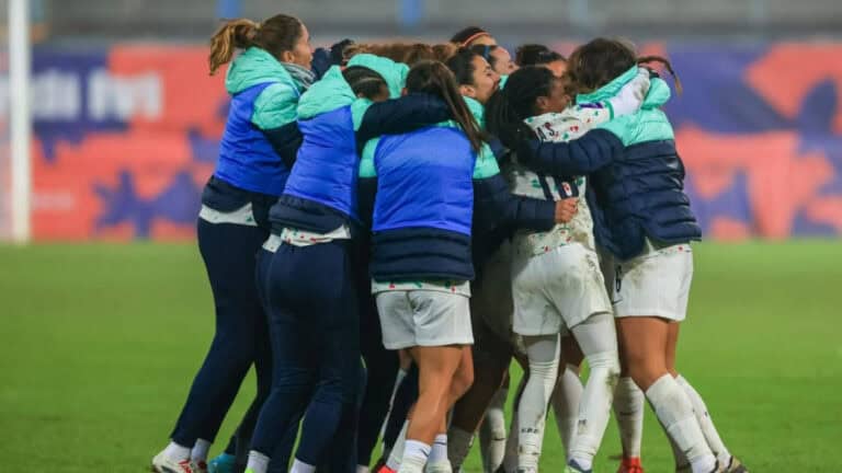 Há 20 mil futebolistas federadas em Portugal