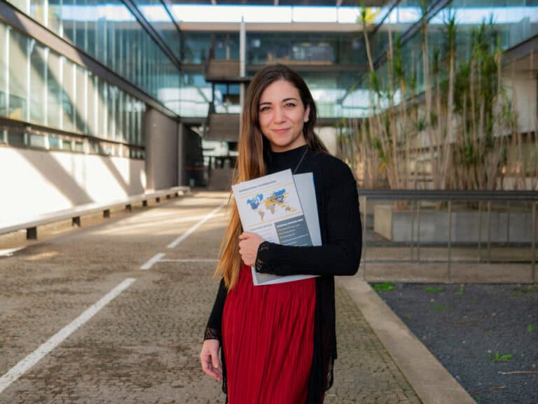 STEAMigPOWER. O projeto que quer construir "pontes em vez de muros"