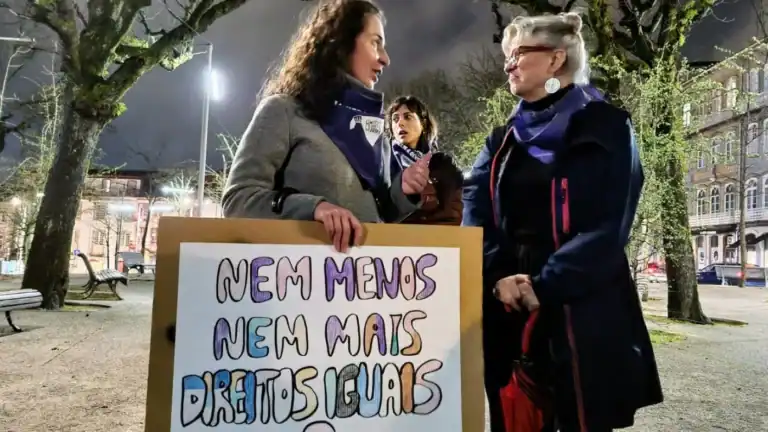 Dia da Mulher assinalado hoje com marchas e homenagem a "manifestação histórica" de há 50 anos