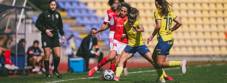 Feminino. SC Braga escorrega em Gaia e permite aproximação do Valadares
