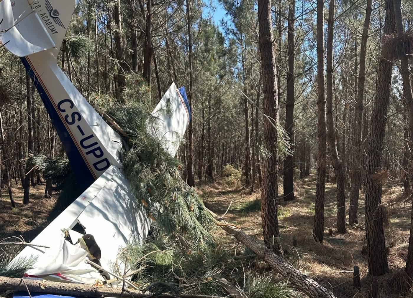 Aeronave com dois ocupantes cai junto a aeródromo de Vila Nova de Cerveira