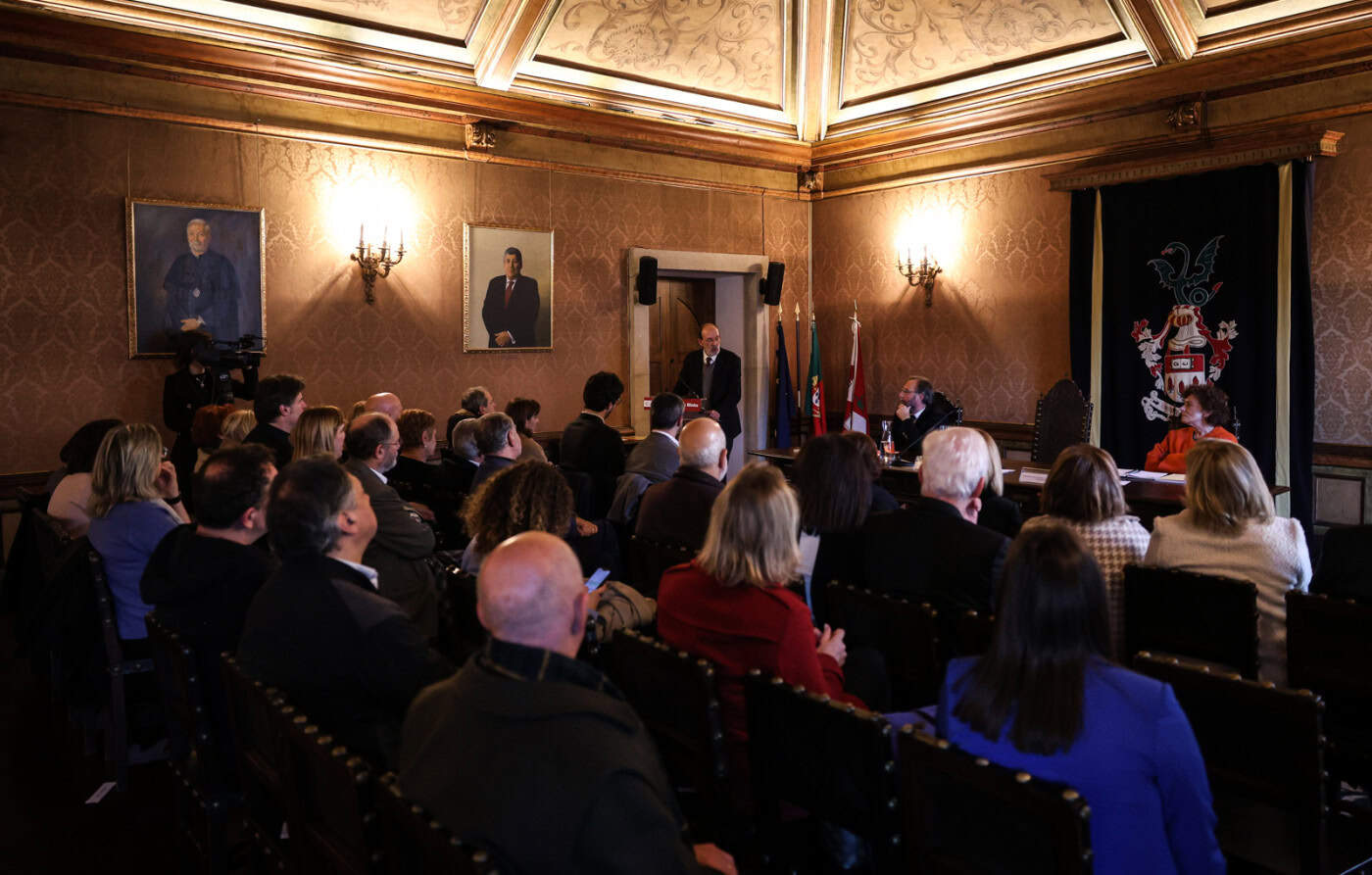 Candidaturas ao&nbsp;Prémio Victor de Sá abertas até 30 de setembro