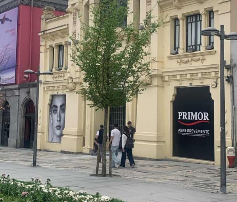 Encerramento de lojas no centro "não é preocupante" porque espaços voltam a ser ocupados