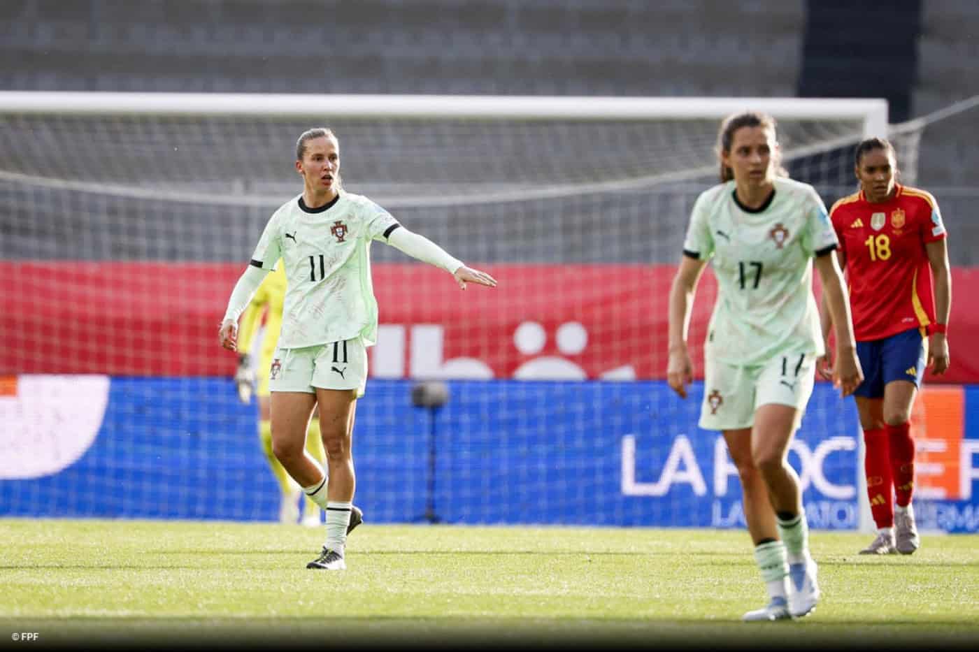 Portugal goleado pela campeã mundial Espanha