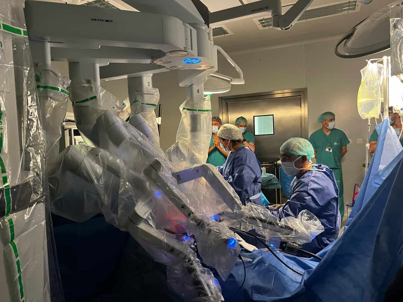 Hospital de Braga já está a operar com recurso a robô cirúrgico