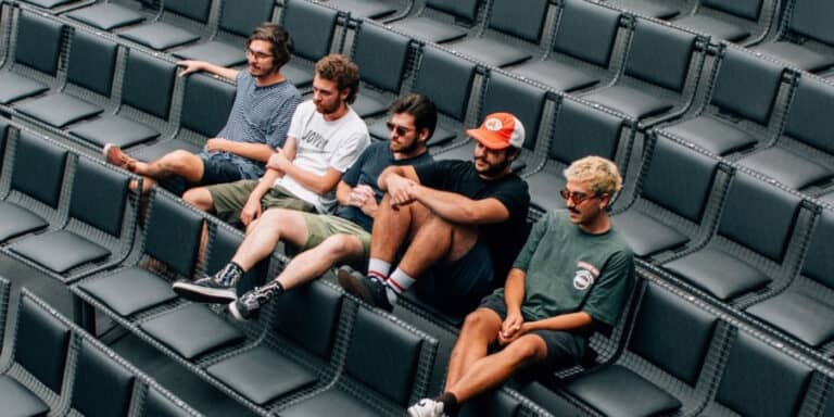 Jovem Dionisio, banda brasileira de indie pop confirmada no Enterro da Gata