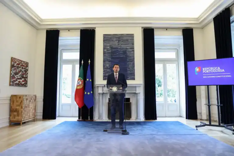 Governo preparou conjunto de medidas com “volume superior a 10mil ME”