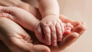 Nascimentos aumentam no primeiro trimestre do ano após queda registada em 2024&nbsp;