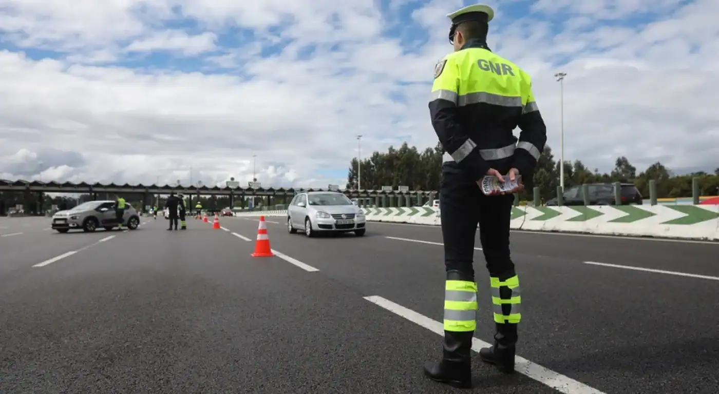 Cinco mortos nas estradas portuguesas na operação Páscoa da GNR