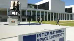 Universidade Internacional do Espaço admite possibilidade de parceria com UMinho