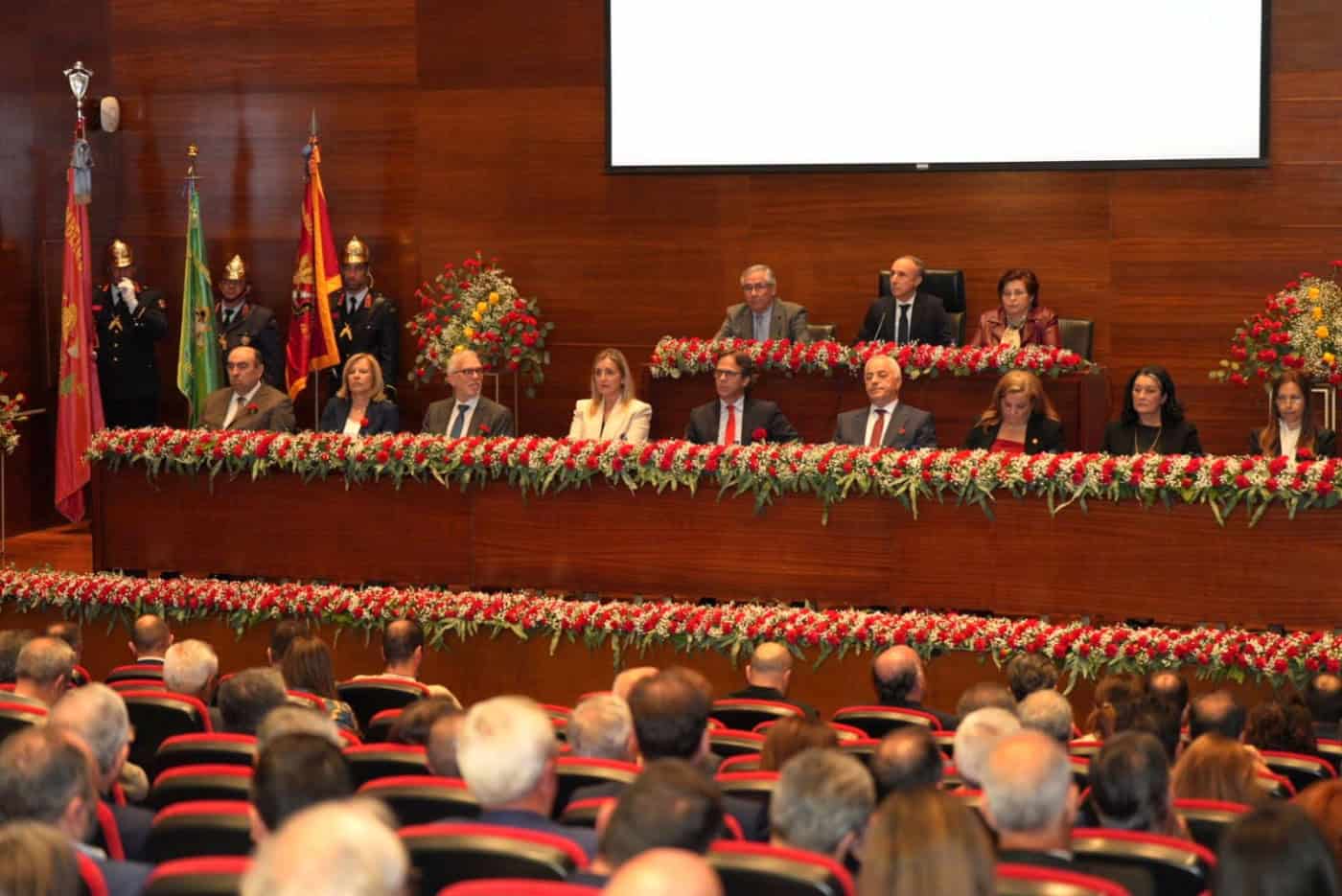 25 de Abril. Mário Constantino Lopes destaca investimentos e alerta para desafios à democracia