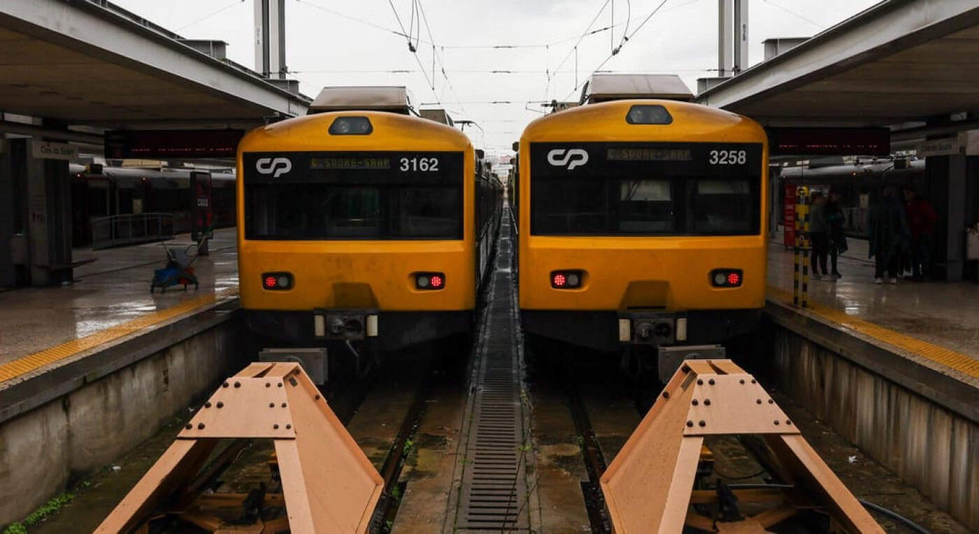 Circulação de comboios parada devido a greve de trabalhadores da CP - Sindicato&nbsp;