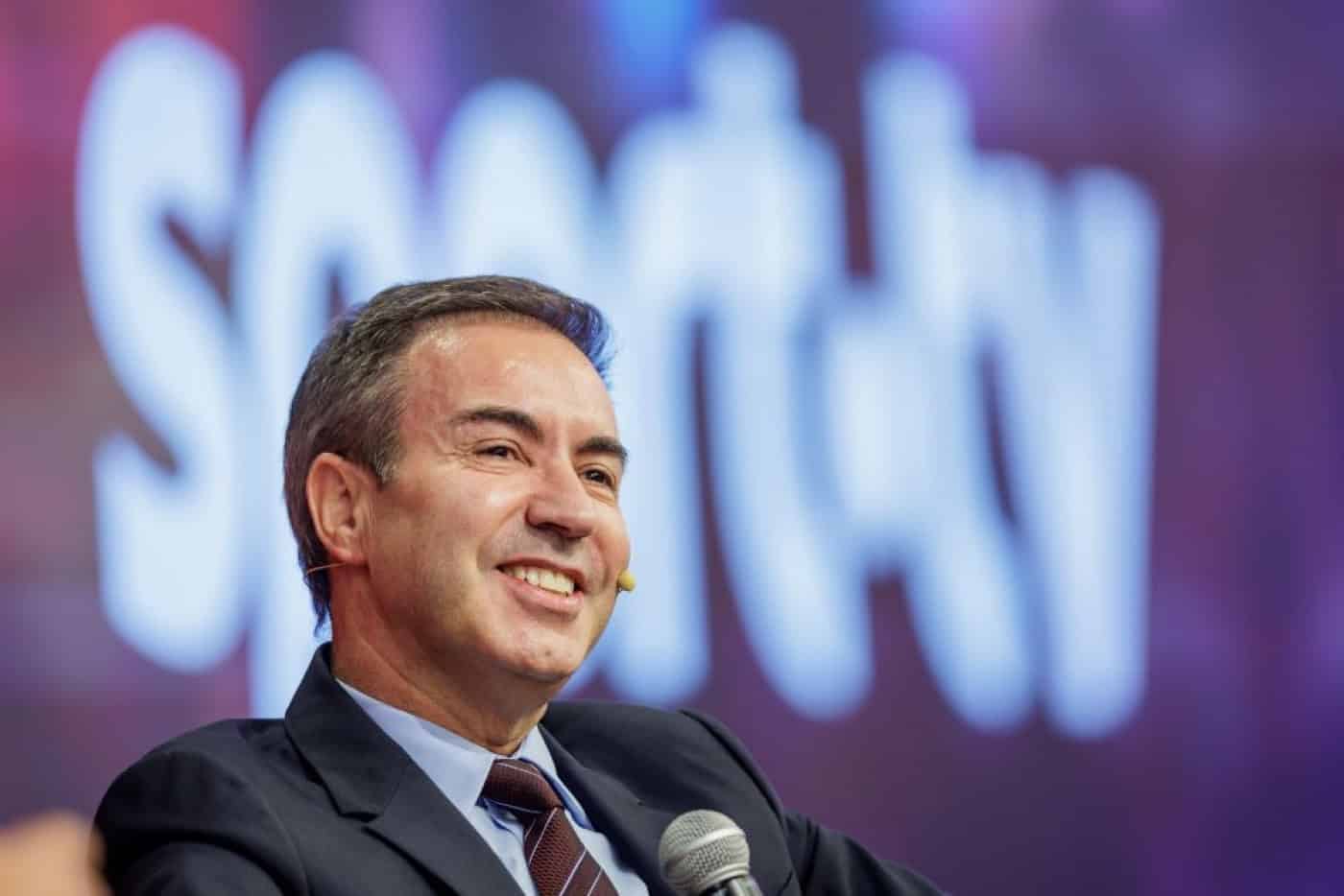 António Salvador apresenta oficialmente recandidatura à presidência do SCB