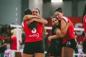 SC Braga deixa escapar título de&nbsp; campeão nacional feminino de voleibol