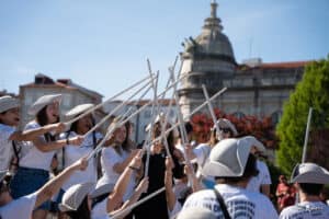 Imposição de Insígnias divide-se este sábado entre Largo do Pópulo e Plataforma das Artes