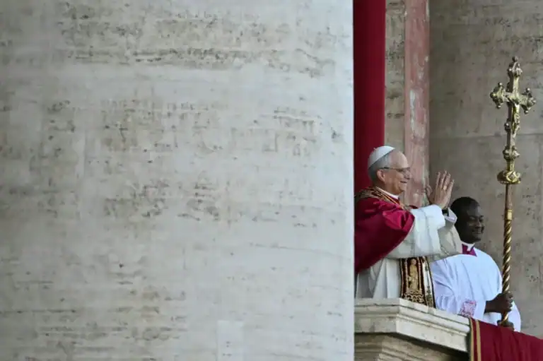 Vítimas de abuso sexual querem que Leão XIV assuma tema como prioridade e imponha regras globais&nbsp;