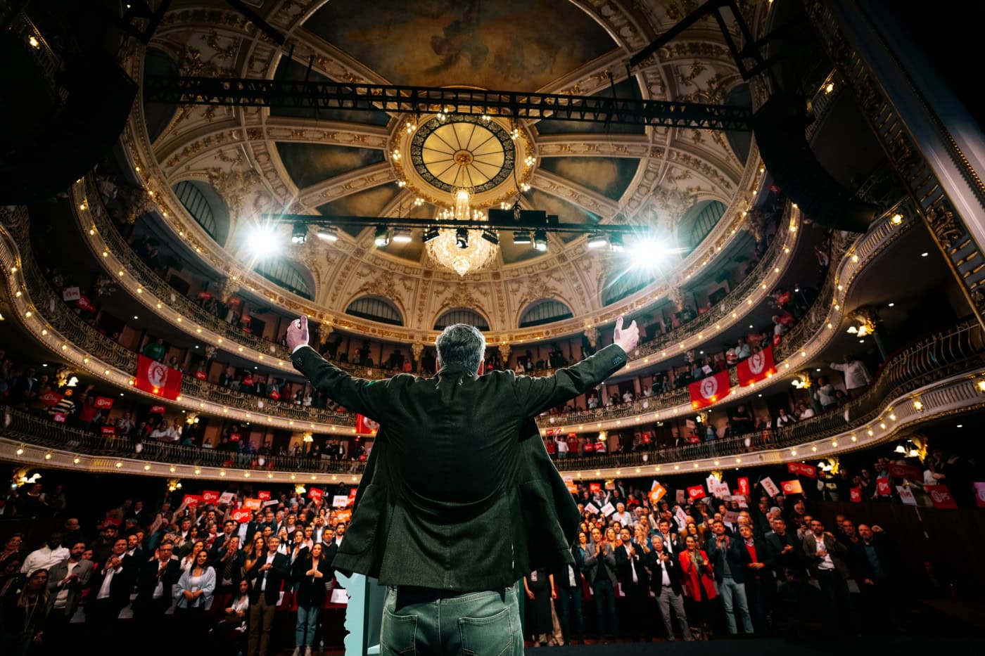 Pedro Nuno Santos pede em Braga que "não se desperdicem votos" em partidos que não elegem