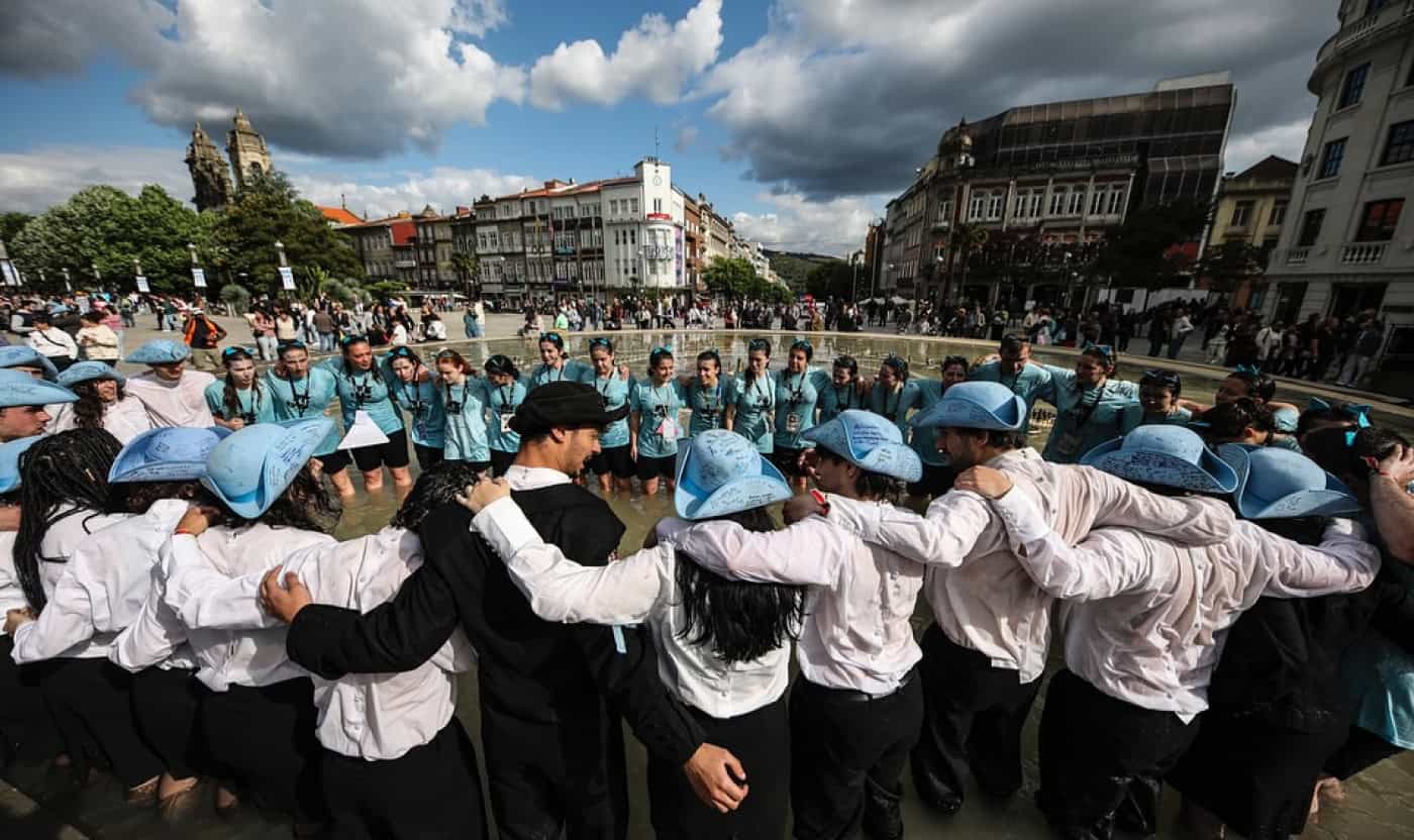 Orgulho, lágrimas e festa no dia mais colorido da Academia Minhota