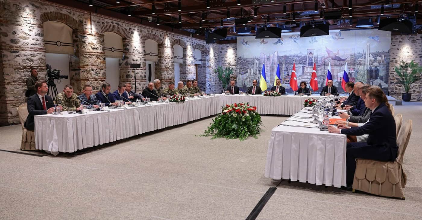 Delegações russa e ucraniana abandonam Istambul sem resultados significativos
