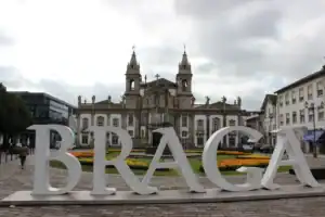 Contagem encerrada no concelho de Braga. AD vence, seguida de PS e Chega
