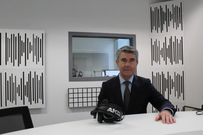 José Luís Carneiro vai ser o líder do PS. Autarcas pressionaram solução única