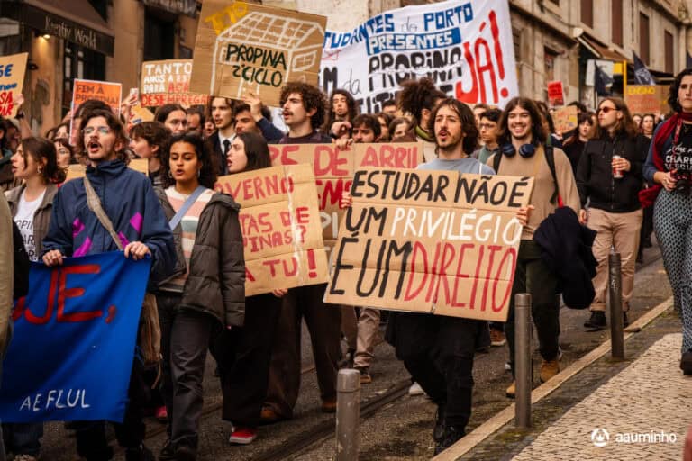 Grupo de estudantes marca tribuna pública na UMinho&nbsp;&nbsp;