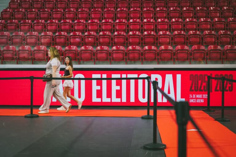 Até às 13h00, 800 sócios do SC Braga exerceram o direito ao voto