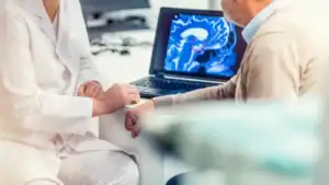 Doentes com esclerose múltipla esperam em média três anos por diagnóstico