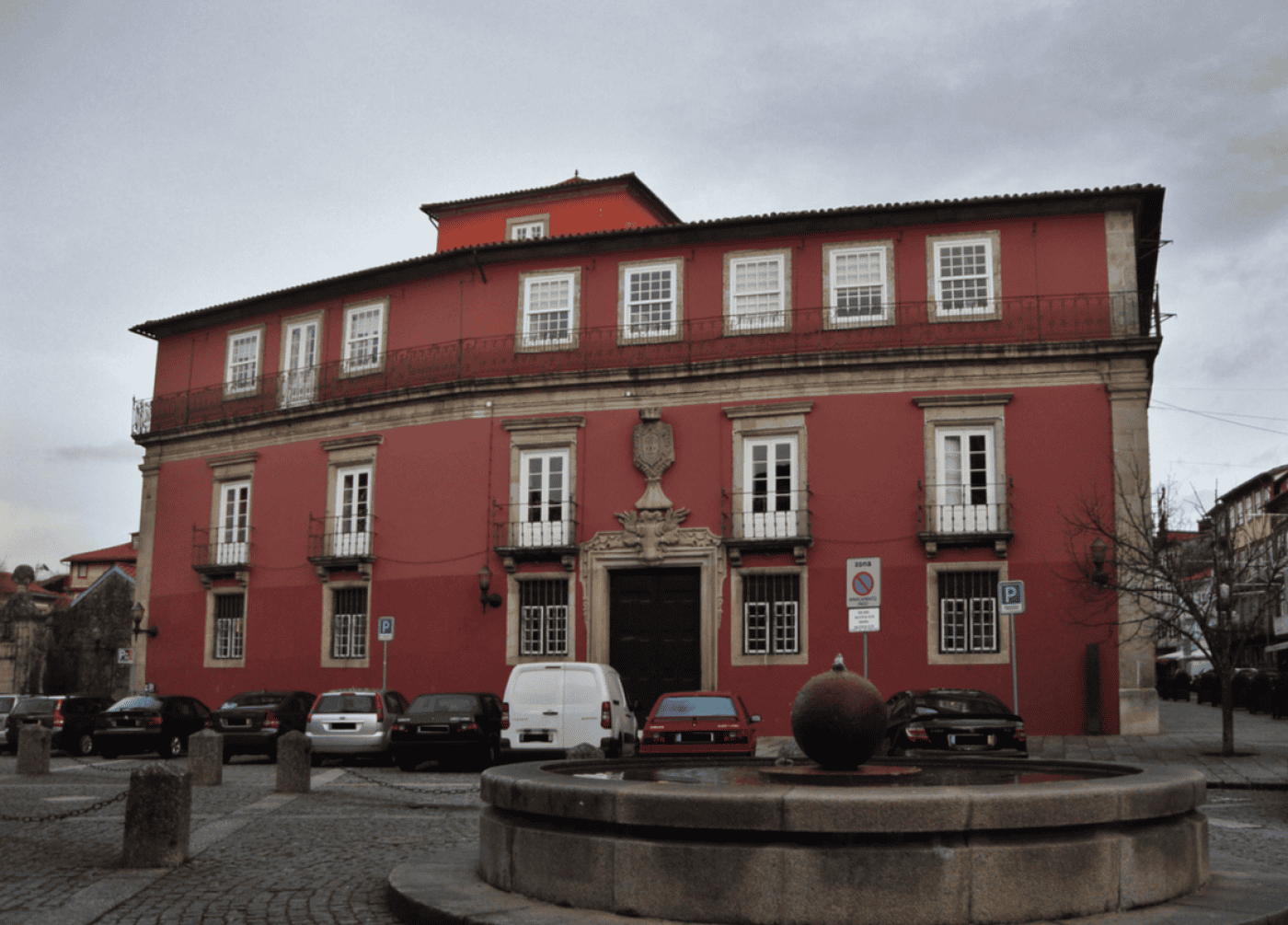 Tribunal da Relação de Guimarães recebe debate sobre violência doméstica