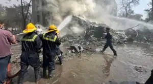 Avião cai na Índia com sete portugueses a bordo. Há sobreviventes