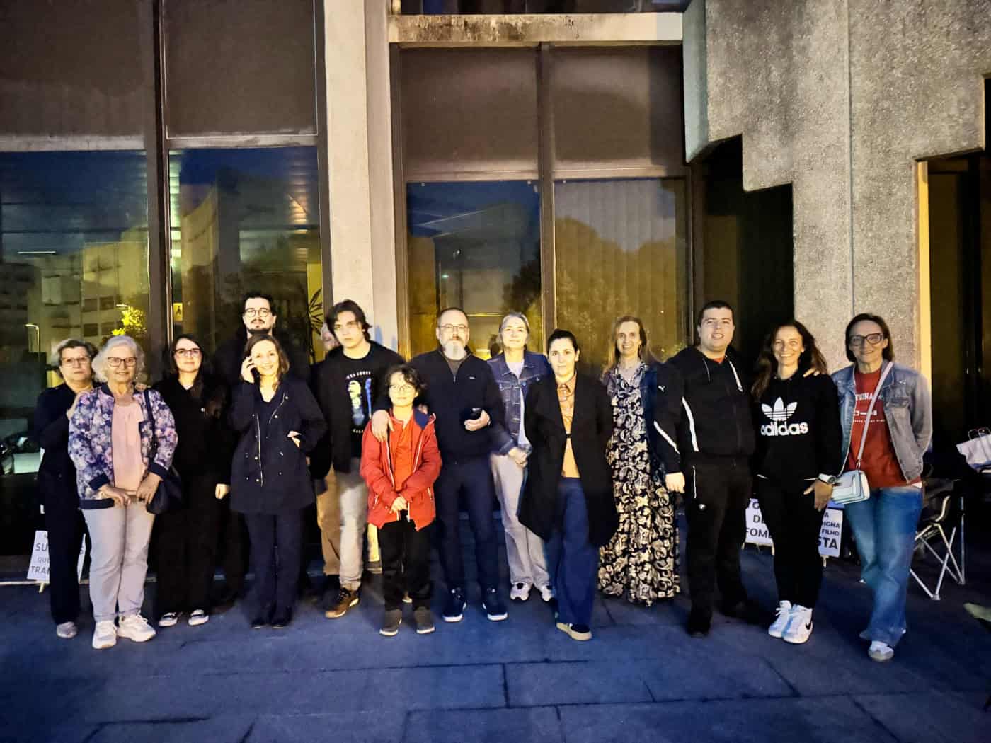 Após dia “muito emotivo”, pai termina greve de fome com garantias da Segurança Social