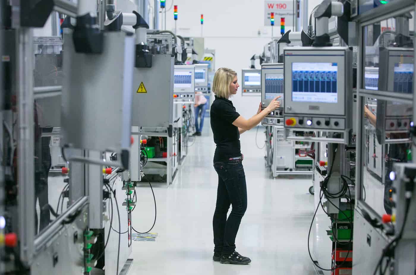 Portugal entre os países da UE que escapam à quebra mensal na produção industrial