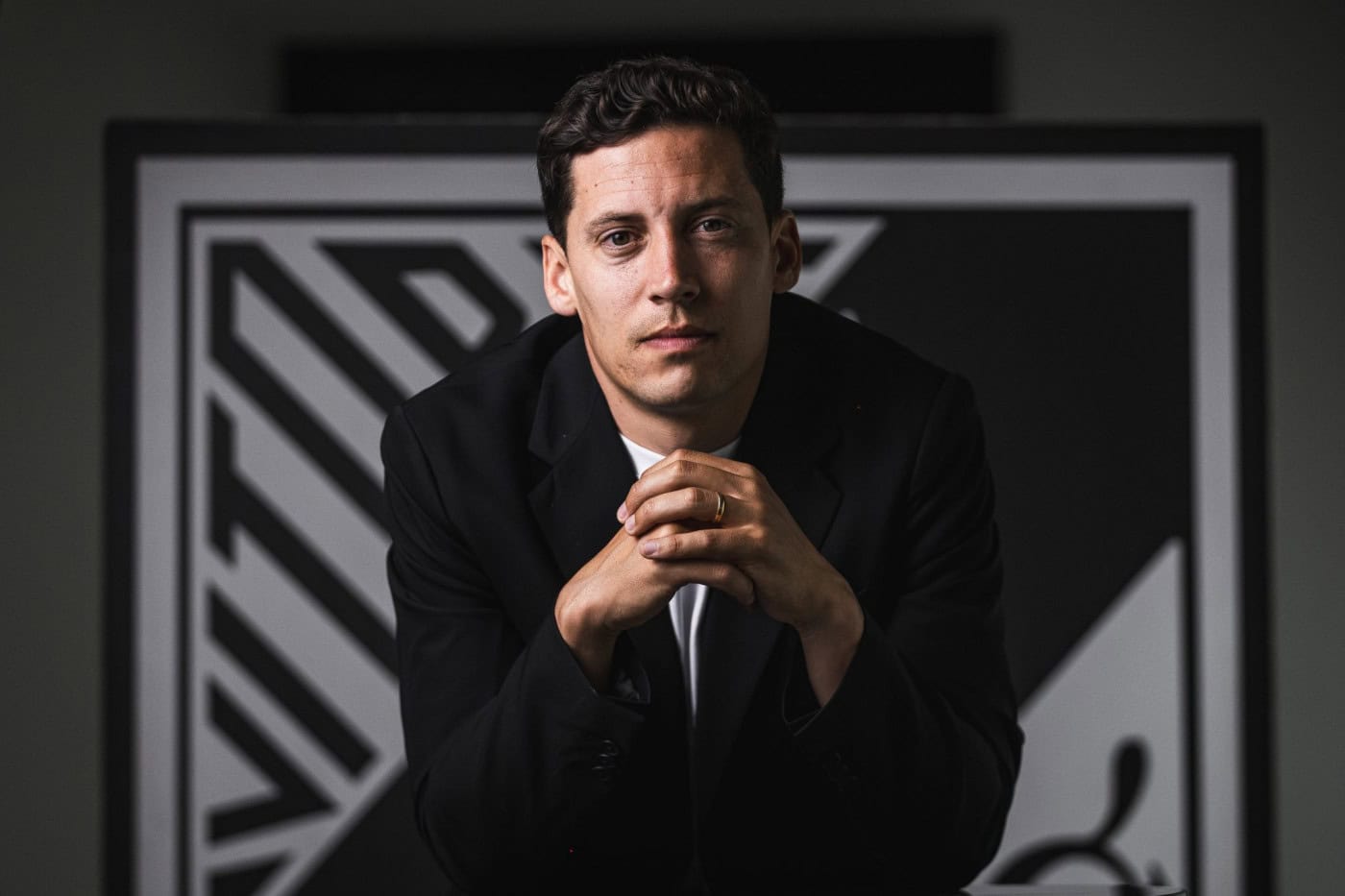 Luís Pinto "orgulhoso" promete Vitória SC a jogar para ganhar