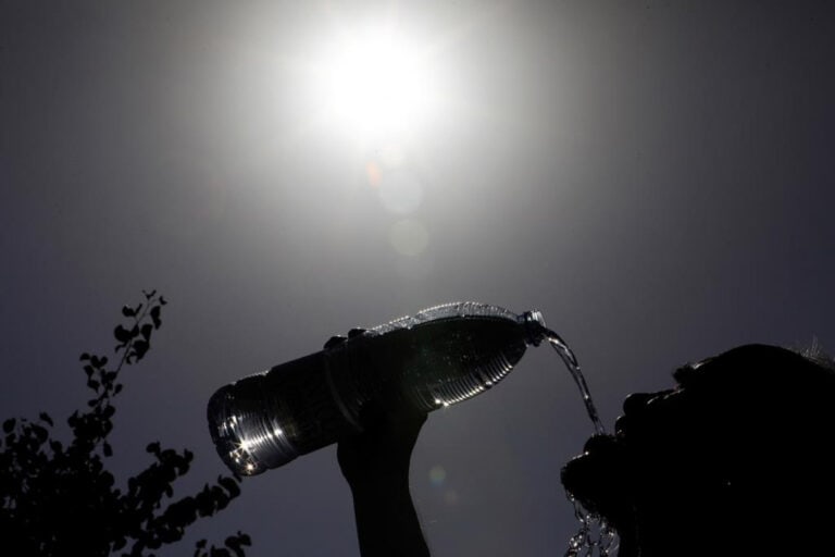 Temperaturas elevadas em Portugal a partir de segunda-feira e DGS deixa alertas&nbsp;