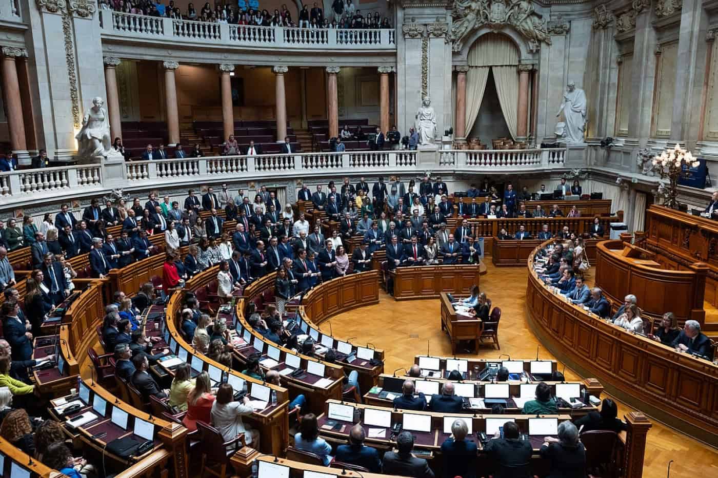 Parlamento chumba moção de rejeição do PCP ao programa do Governo