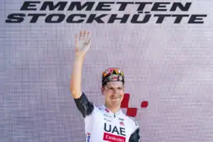 João Almeida vence Volta à Suíça com triunfo na última etapa em cronoescalada&nbsp;