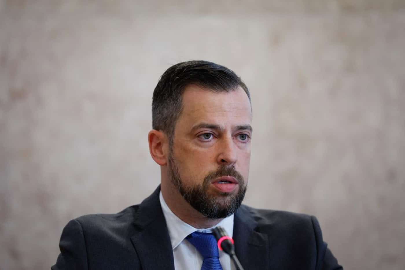 Ex-diretor-executivo SNS nega ter beneficiado de autorização que assinou sobre pagamento de horas