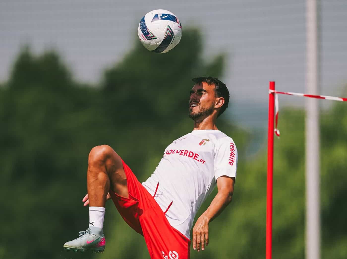 Carlos Vicens traz "outra mentalidade" ao SCB, diz Ricardo Horta