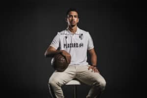 Central Paulo Vítor chega ao Vitória SC "mais preparado" depois de experiência na Rússia