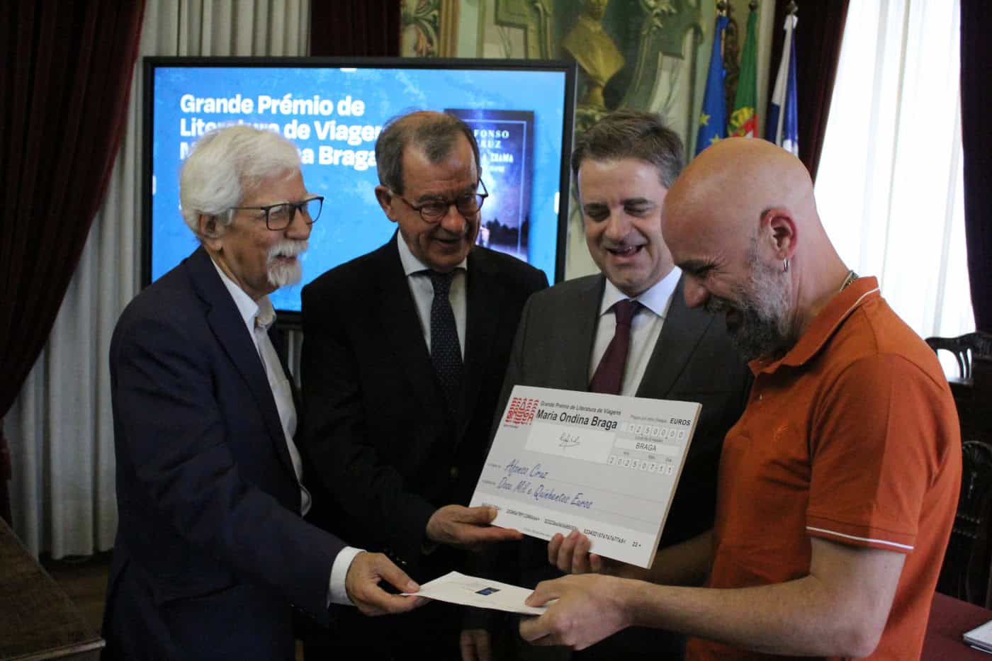 Grande Prémio de Literatura de Viagens Maria Ondina Braga 2025 entregue a Afonso Cruz&nbsp;