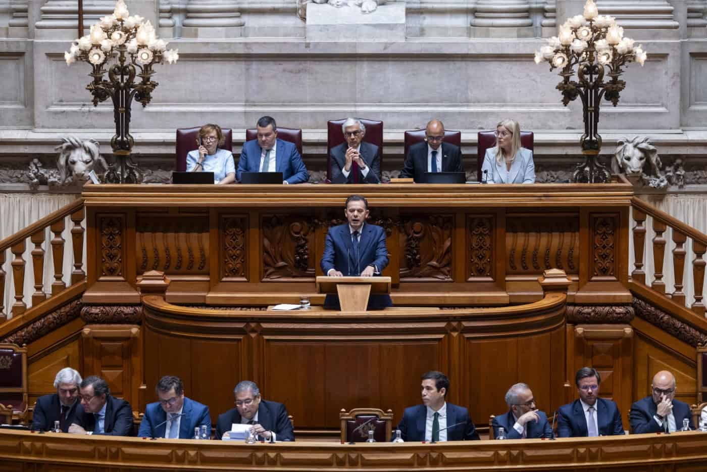 Apoio à deslocação será alargado a todos os docentes a partir de setembro