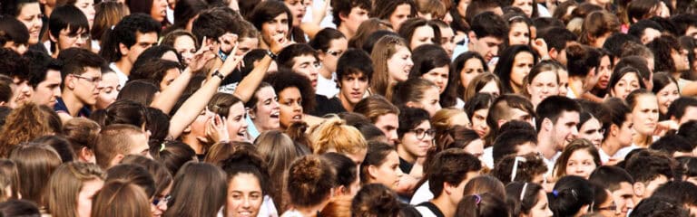 Valor das bolsas e descongelamento da propina só avança com a reforma da acção social
