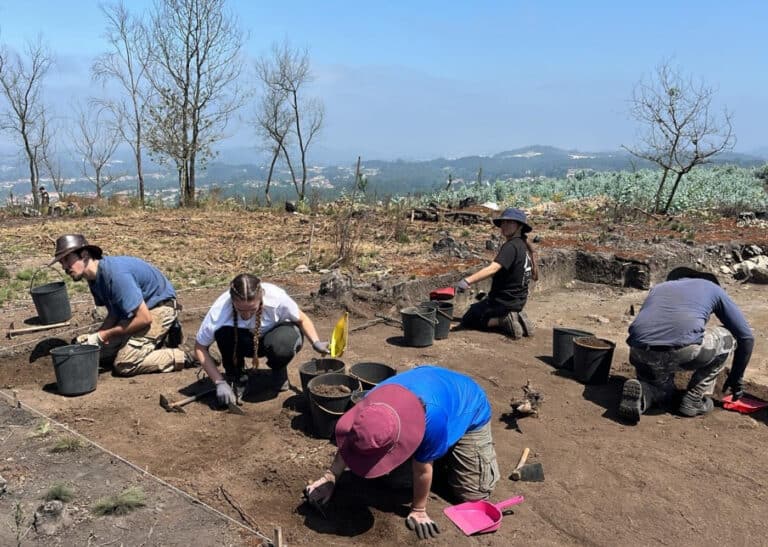 Alunos da UMinho participam de escavações arqueológicas em sete concelhos