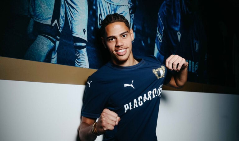 Roméo Beney assina com o Famalicão FC até 2030
