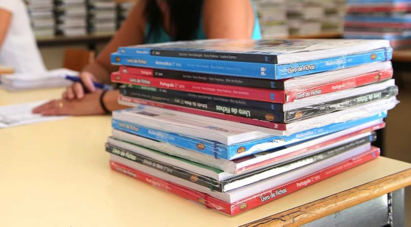 Vouchers para manuais escolares gratuitos começaram a ser emitidos&nbsp;