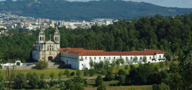 Mosteiro de Tibães encerrado devido ao elevado risco de incêndios
